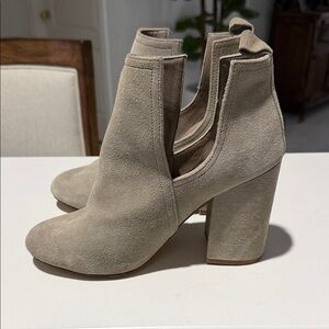 Steve Madden Naomi Cutout Bootie